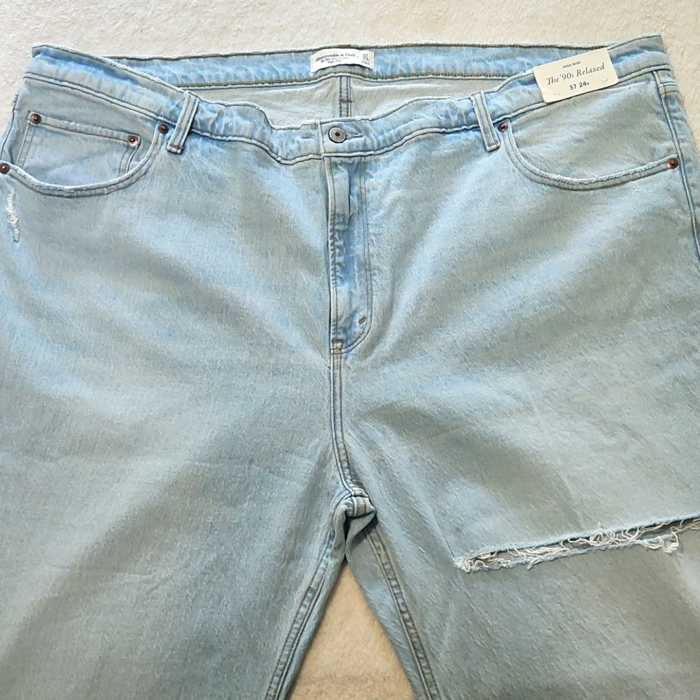 Abercrombie & Fitch Women's 90s Relaxed High Rise Light Blue Jeans:Size- 24S - Picture 2 of 13